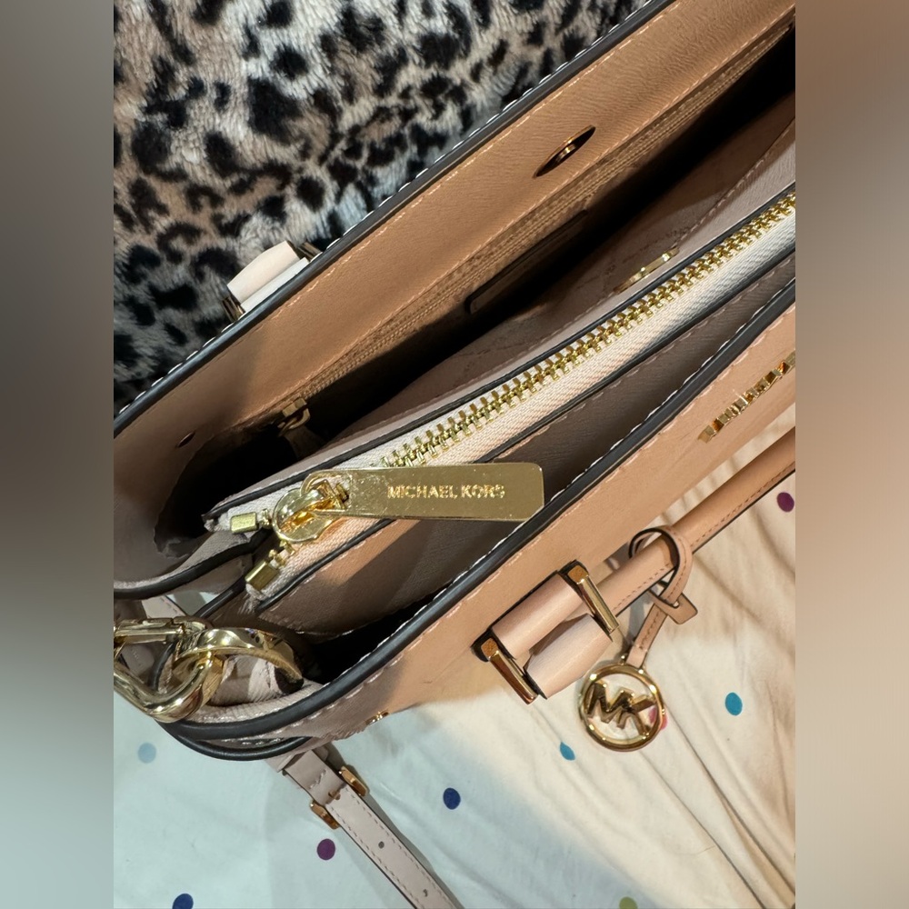 NWT Michael Kors purse - Picture 5 of 6